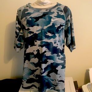 NWOTS Nike Pro Size Small Shirt